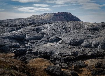 iceland/southern-peninsula/landmark/fagradalsfjall-volcano-hike-private-tour