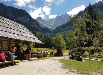 slovenia/lower-carniola/landmark/brunarica-pri-ingotu