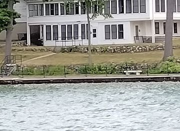 wisconsin/central-sands/landmark/wisconsin-state-historical-marker-283-grand-army-home