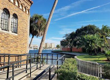 florida/st-petersburg/downtown-st-petersburg/landmark/st-petersburg-museum-of-history