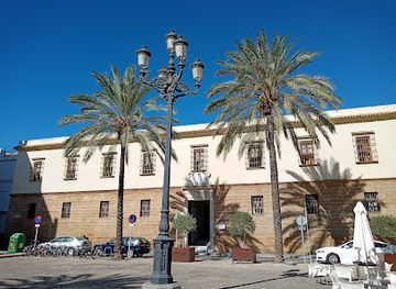 spain/cadiz/landmark/casa-de-las-viudas