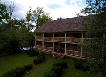 south-carolina/blue-ridge-mountains/landmark/historic-carson-house