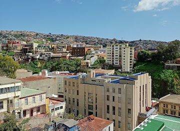 chile/valparaiso/landmark/ascensor-el-peral