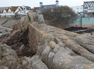 jersey/st-clement/landmark/victor-hugo-and-his-favourite-rocks-at-st-clement-jersey