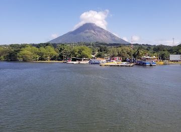 nicaragua/ometepe-island/landmark/ometepe