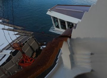 saint-lucia/vieux-fort-quarter/landmark/vieux-fort-bus-station