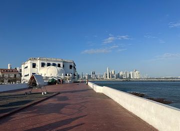 Paseo de Las Bóvedas