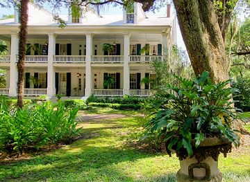 louisiana/plantation-country/landmark/albania-mansion