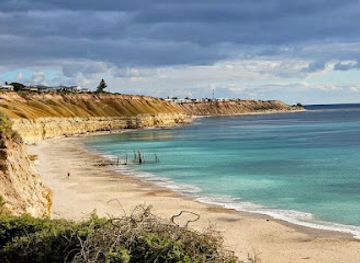 australia/fleurieu-peninsula/landmark/port-willunga-beach