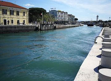italy/emilia-romagna-riviera/landmark/piazza-spose-dei-marinai
