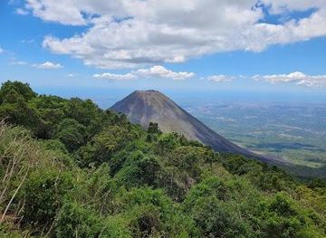 el-salvador/san-salvador/landmark/izalco