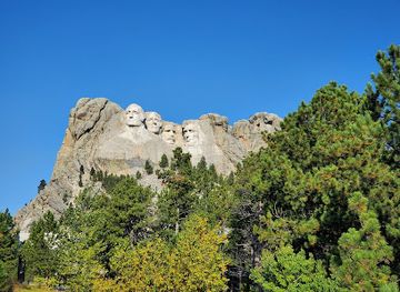 south-dakota/custer-state-park/landmark/black-hills-national-forest