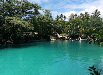 vanuatu/aore-island/landmark/matevulu-blue-hole