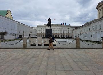 poland/masovia/landmark/state-flag-post