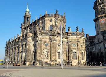 germany/dresden/landmark/kathedrale-sanctissimae-trinitatis