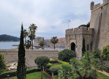 bosnia-and-herzegovina/trebinje/landmark/ploce-gate