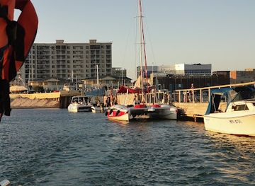 kazakhstan/aktau/landmark/pirs-3