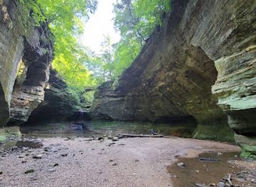 illinois/starved-rock-state-park/landmark/matthiessen-state-park-fort