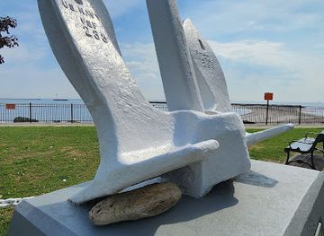 connecticut/bridgeport/landmark/us-navy-monument