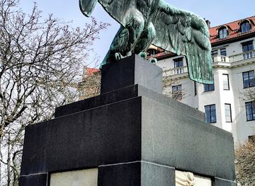 sweden/stockholm/ostermalm/landmark/aviator-monument