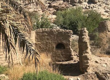 oman/ad-dhahirah-governorate/landmark/wadi-al-ayn