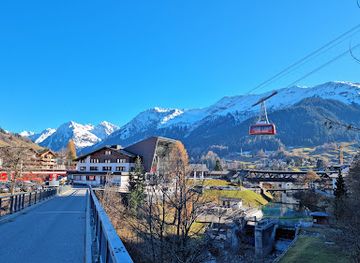switzerland/klosters/landmark/klosters-platz-gotschnabahn