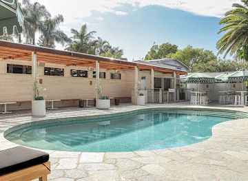 australia/byron-bay/landmark/wake-up-byron-bay