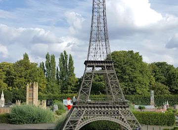 belgium/duchy-of-brabant/landmark/brussels-airport