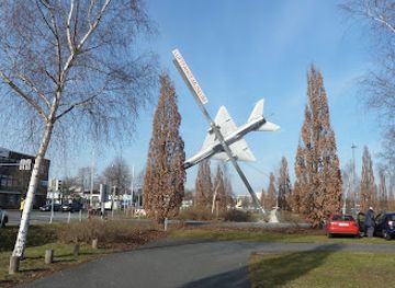 germany/hannover/landmark/aviation-museum-hannover-laatzen