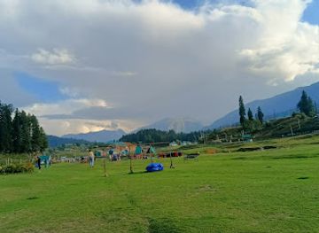 india/gulmarg/landmark/gulmarg-top-helipad