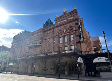 wisconsin/great-river-road/landmark/wisconsin-state-historical-marker-309-pabst-theater