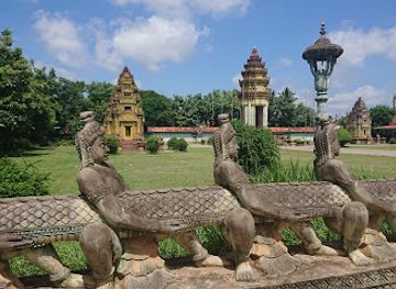 cambodia/oddar-meanchey/landmark/cambodian-vietnamese-war-memorial