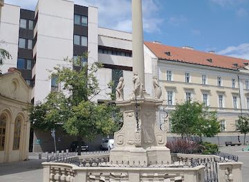 slovakia/bratislava/landmark/plague-column