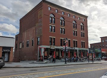 new-hampshire/concord/landmark/phenix-hall