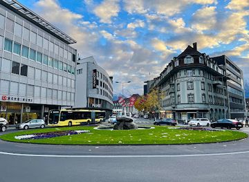 switzerland/bernese-oberland/landmark/maulbeerkreisel-und-fontane