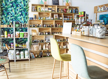 costa-rica/caribbean-coast/landmark/coconut-market