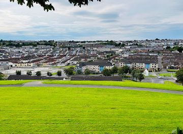 united-kingdom/derry/landmark/derry-girls-mural