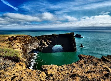 iceland/vík-í-mýrdal/landmark/dyrholaey