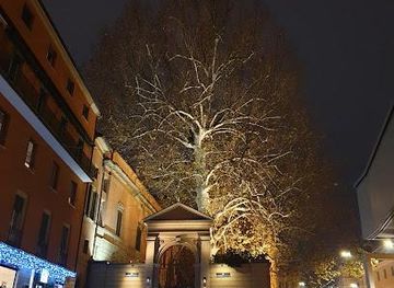 italy/bologna/landmark/piazza-malpighi