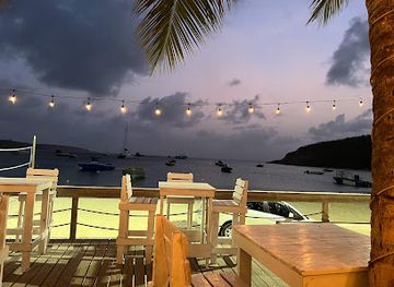 anguilla/scrub-island/landmark/lit-lounge