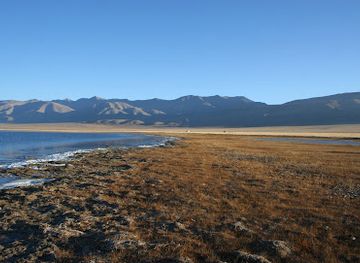 mongolia/ikh-nuur-basin/landmark/har-us-nuur