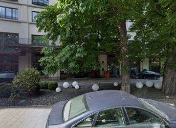 germany/munich/landmark/sophienstrasse-28