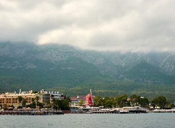 turkiye/antalya/kemer/landmark/kiyi