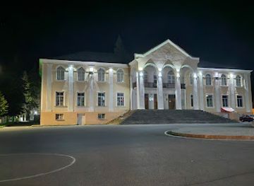 georgia/racha-lechkhumi-and-kvemo-svaneti/landmark/ambrolauri-museum-of-fine-arts