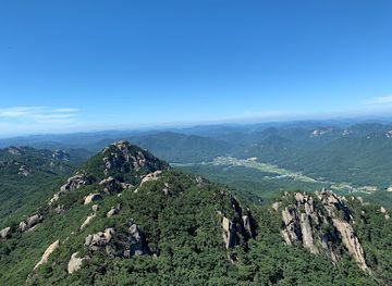 south-korea/yeongdong-region/landmark/songnisan-national-park