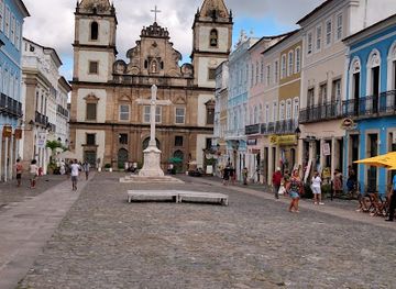 brazil/salvador/landmark/largo-terreiro-de-jesus