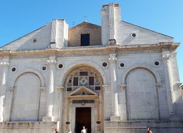 italy/rimini/landmark/malatestiano-temple