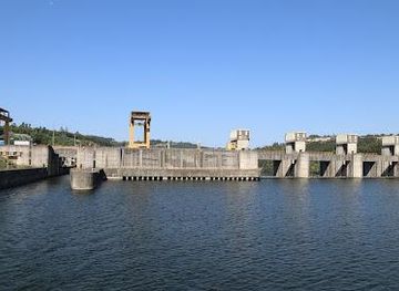 portugal/porto/landmark/crestuma-lever-dam