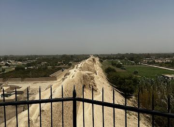 afghanistan/bactria/landmark/ancient-wall-of-balkh