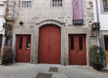 portugal/viana-do-castelo/landmark/casa-dos-nichos